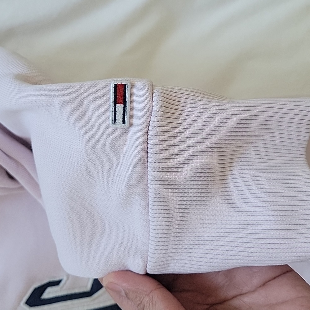 ✨️Host pick ✨️Tommy Jeans Sweatshirt size S - Picture 9 of 13